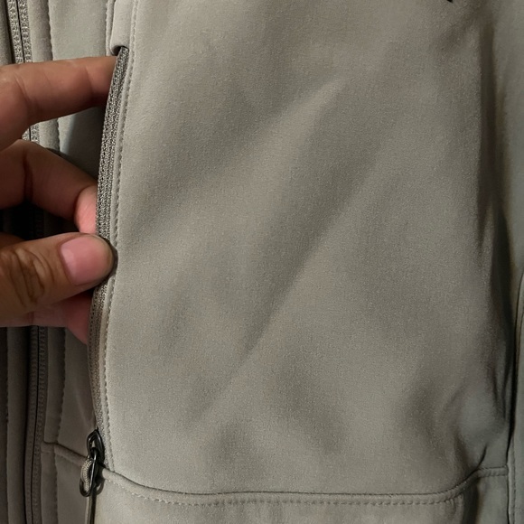 Mens Large Two-Toned Grey “The North Face” Jacket - Picture 4 of 14